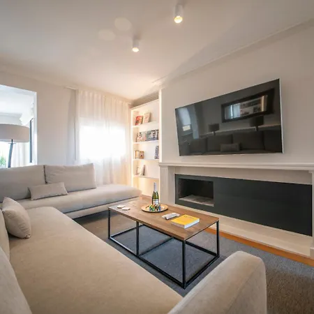 Atico Duplex Con Cinco * برشلونة
