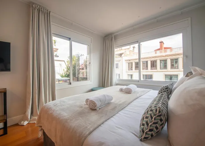 Atico Duplex Con Cinco برشلونة