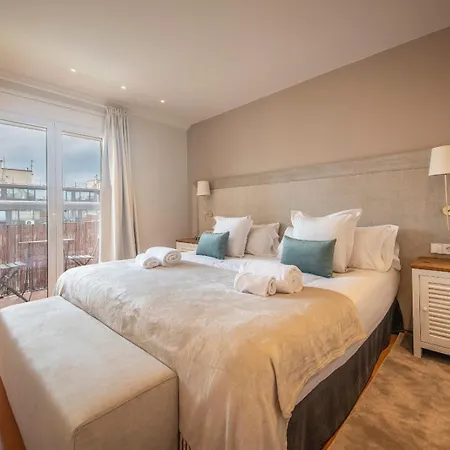 Apartamento Atico Duplex Con Cinco *