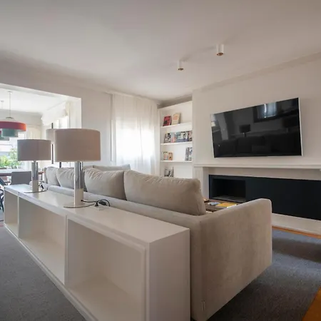 Atico Duplex Con Cinco Apartamento *