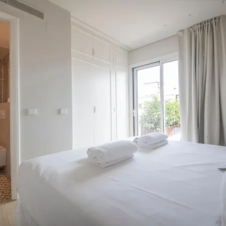 Atico Duplex Con Cinco Апартаменты Барселона
